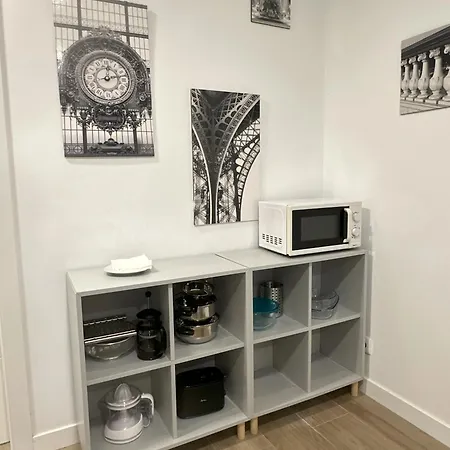 Edificio Brion 1º Izquierda Santiago de Compostela